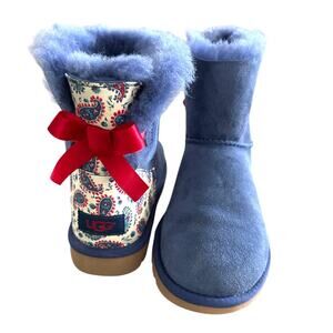 Rare Ugg Liberty mini Bailey blue red paisley bow sheepskin suede boots size 6